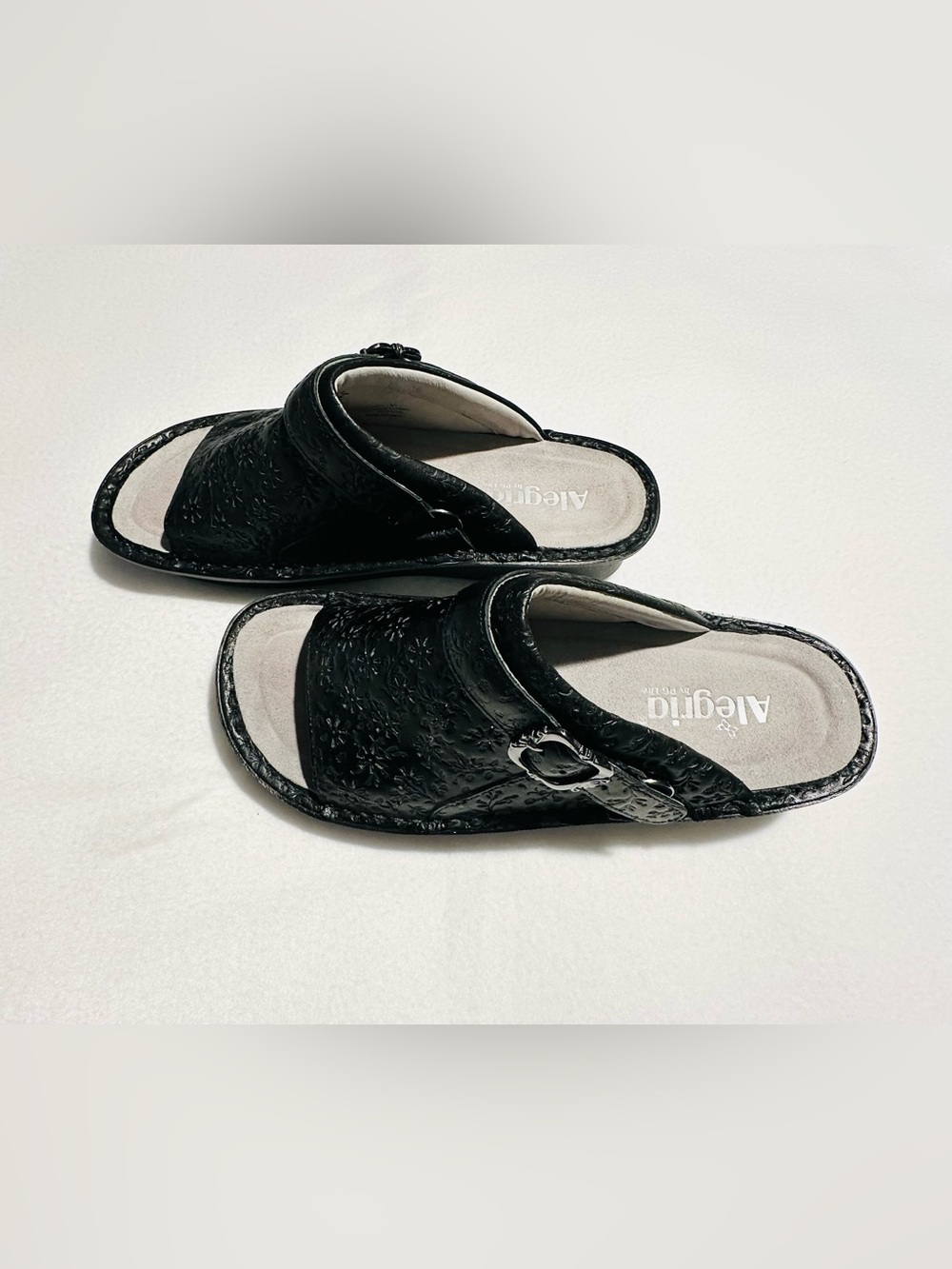 Alegria Klover Dearest Embossed Floral Leather Clog Sandal EU 41/10.5-11 US - Picture 6 of 10